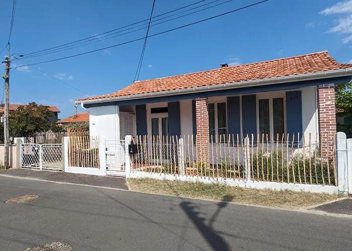 Andernos-maison De Centre-ville Avec Jardin Dom wakacyjny